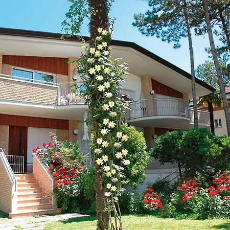 Villa Anny Lignano Sabbiadoro Kültér fotó