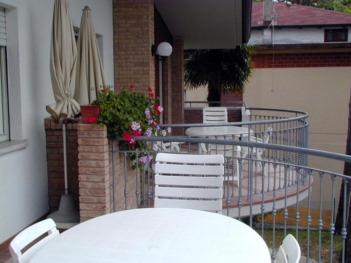 Villa Anny Lignano Sabbiadoro Kültér fotó